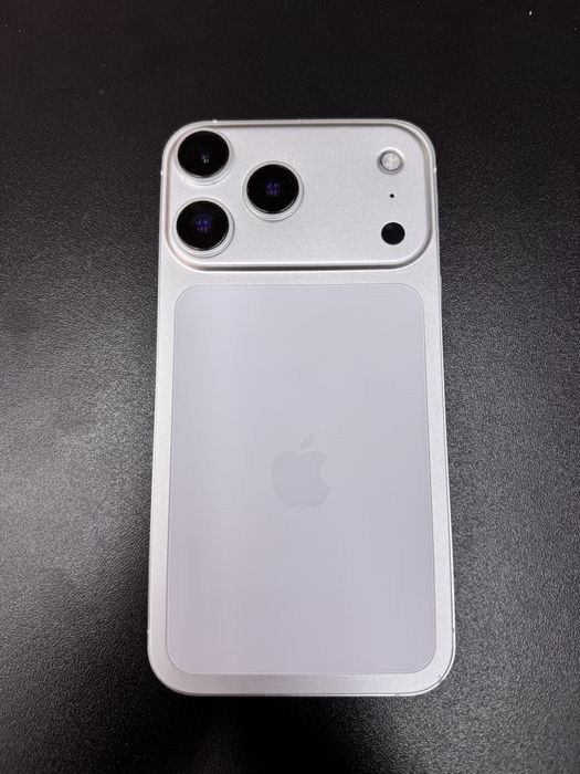 Айфон 17 про без док