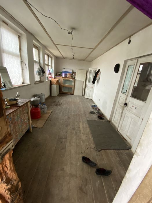 Назарбек Репром Тарновдан чапга кирганда  мошинага бартер хам бор