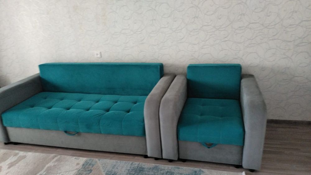 Продам диван с креслом 80000