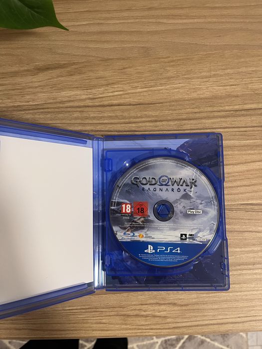 God of war ragrnarok ps4(ps5)