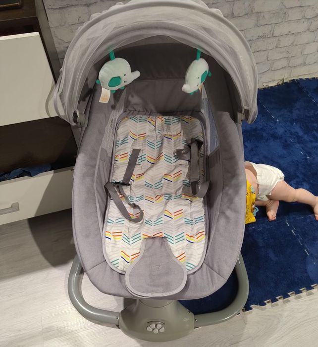 Продам шезлонг детский