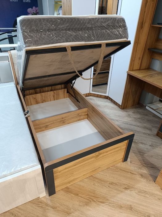 Односпальни кровать по акции