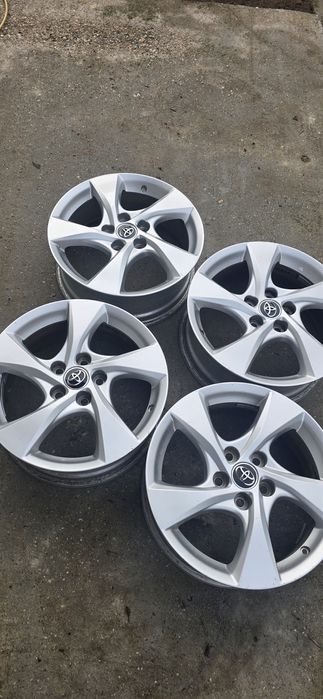 Jante aliaj toyota pe 17
