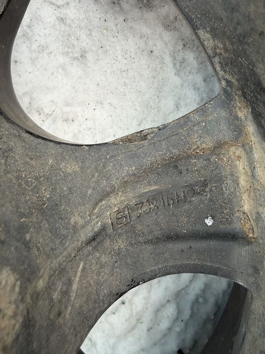 Продам диски 7Jx15