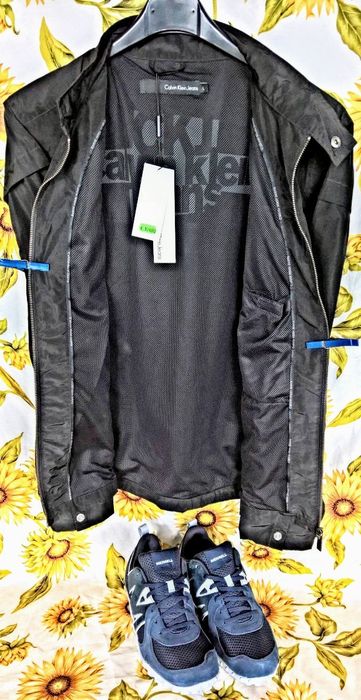 ** geacă *CALVIN KLEIN* L *50%reducere **Original !!
