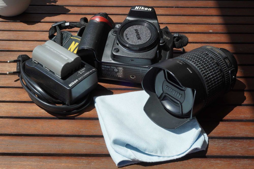 Nikon D90 !Запазен! + ПРОМОЦИЯ Google pixel 10 256gb Indy Blue
