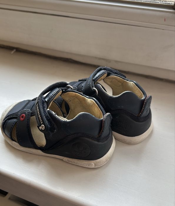 Босоножки, сандали. Детская обувь