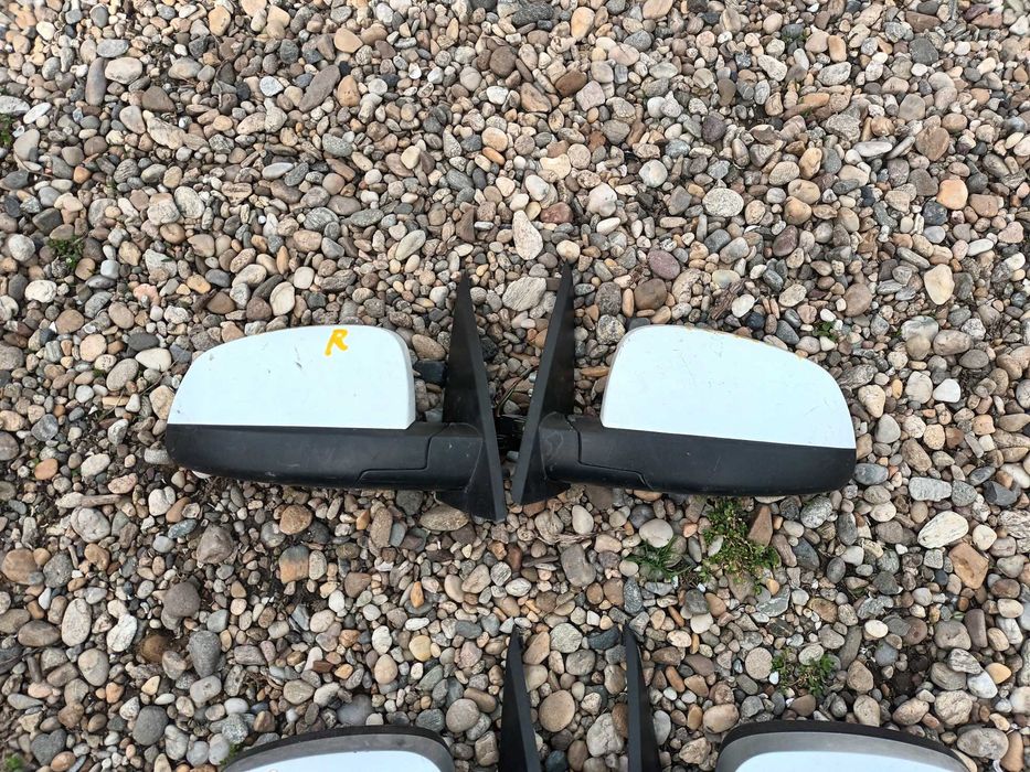 ляво и дясно огледало за опел мерива А OPEL MERIVA A