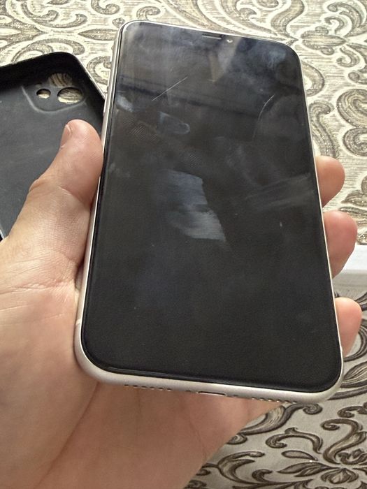 IPhone 11 продам