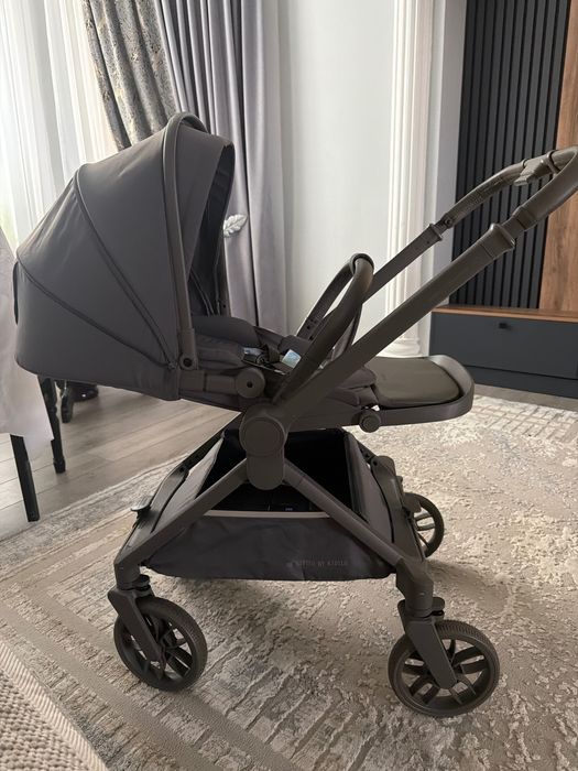 Продается детская коляска фирмы Kidilo