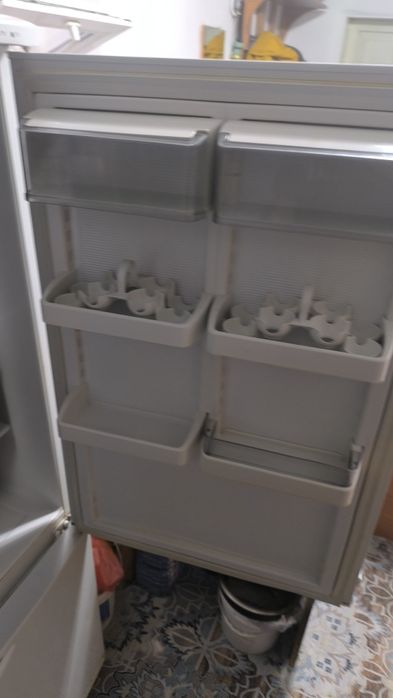 Продам холодильник