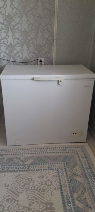 Продам морозильник
