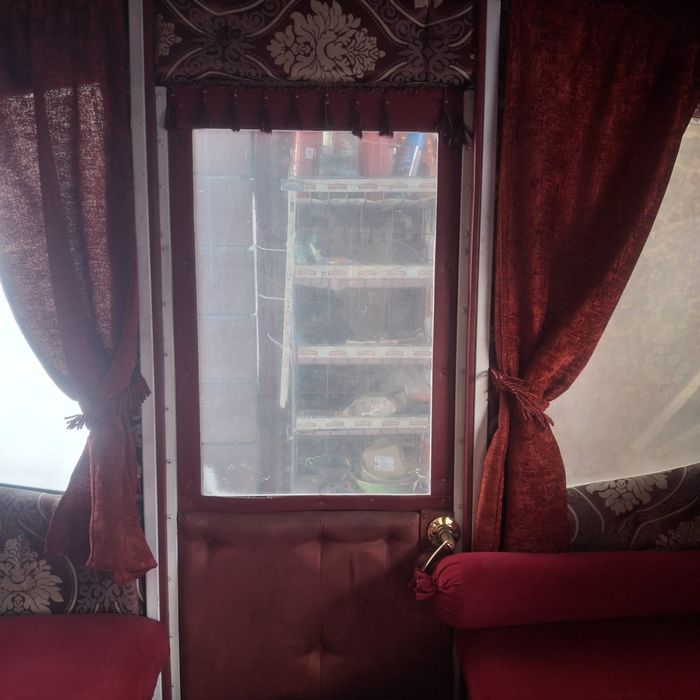 Карета для лошади