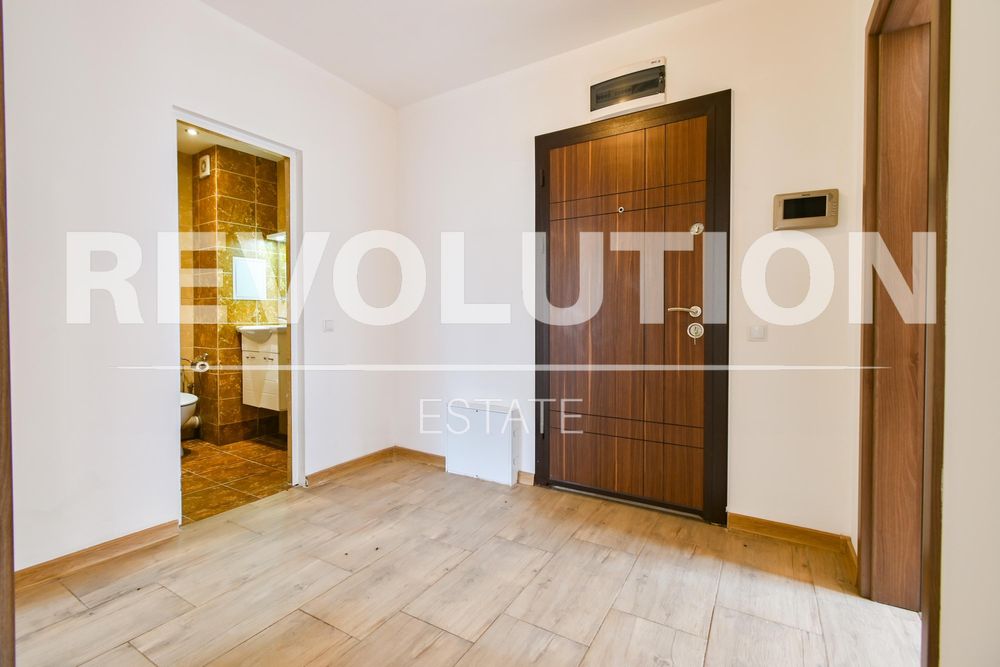 Дава се под наем Тристаен апартамент в София, Надежда 2 - 80 кв.м за 698.19 € - Снимка #10