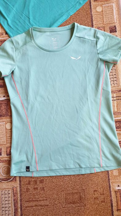 Маркови дамски тениски М-Л