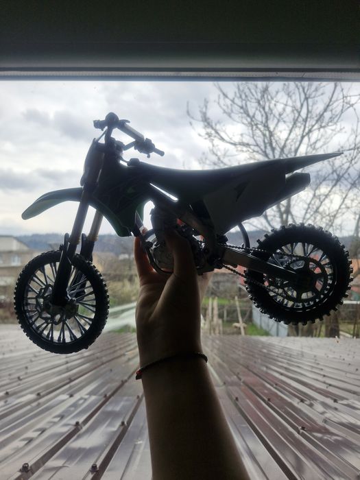 Moto cross jucarie copii cu suspensie