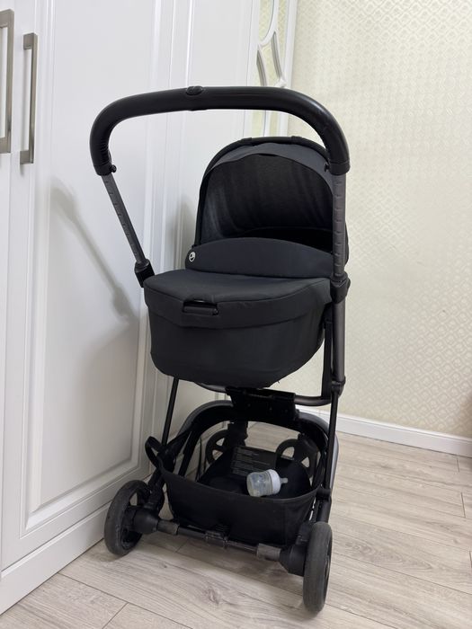 Продаю коляску 2 в 1 easy walker