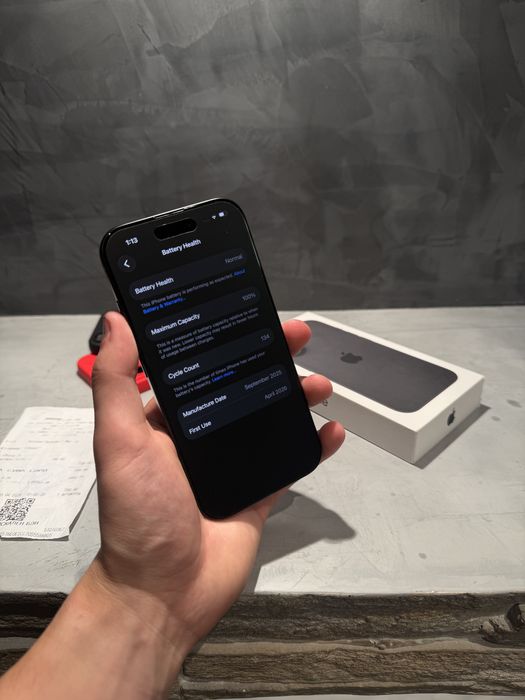 КАТО ЧИСТО НОВ Iphone 16, 100% батерия Black