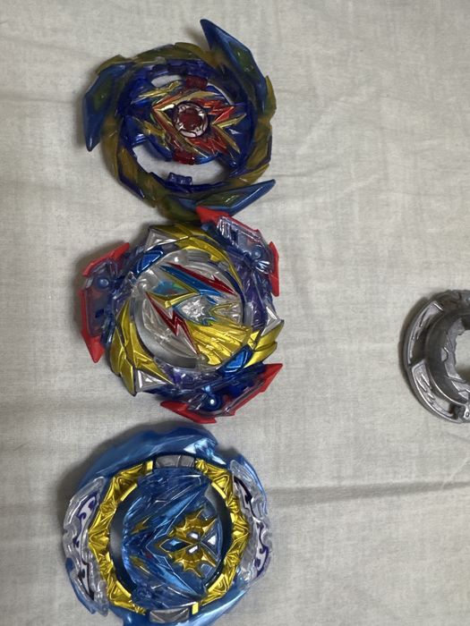 Бейблэйд оригинал