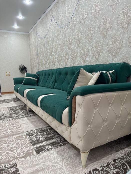 Продам 4 метровый диван