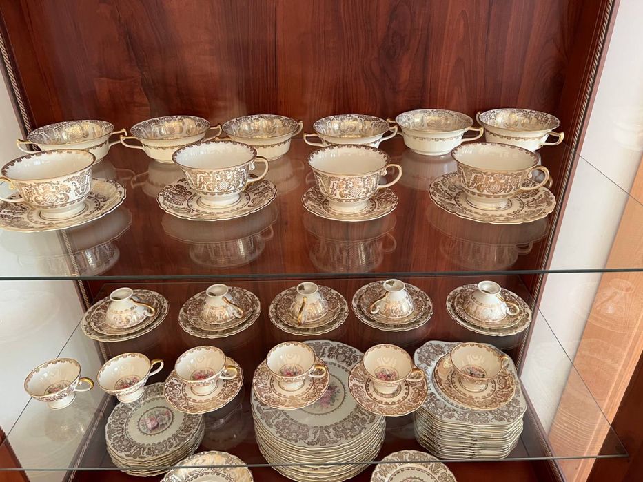 Сервиз столовый позолченный, китайский фарфор, Германия. Антиквар.