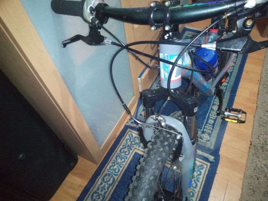 de   vanzare    bicicleta   pentru  copii!!!