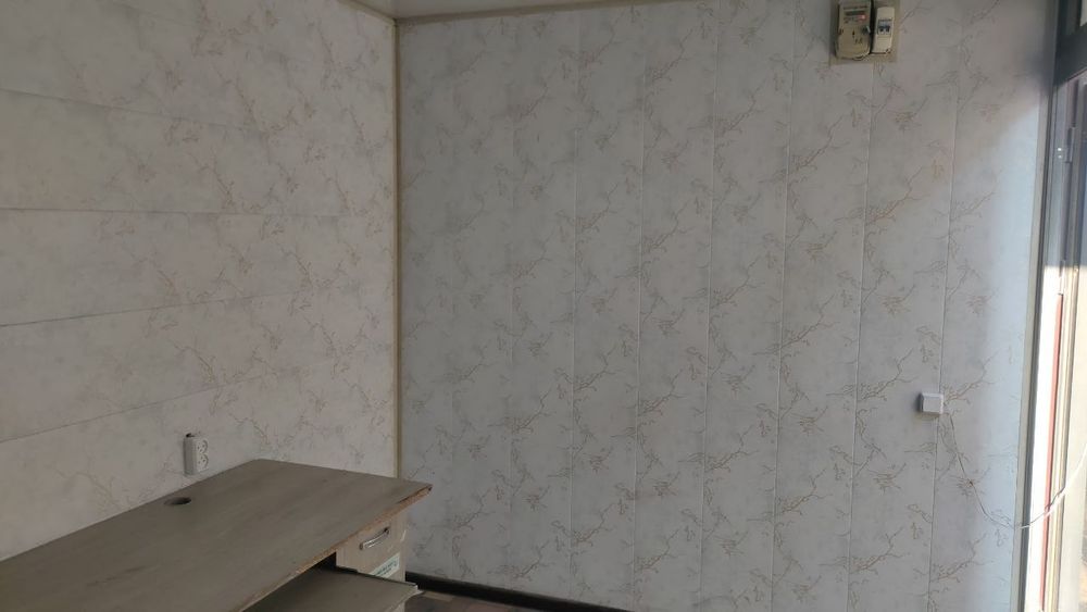 Konteyner sotiladi srochna 6 metrli 3500$