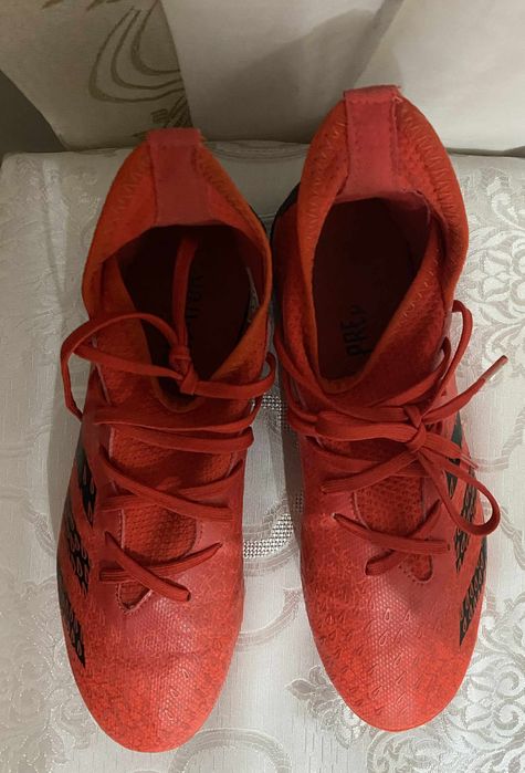 Ghete Adidasi Predator