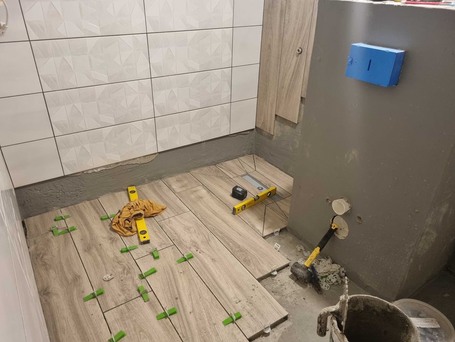 Ремонт на баня- Лепене на плочки, фаянс, теракот, гранитогрес