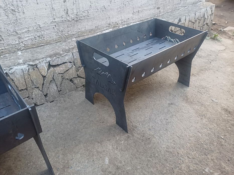 Мангал со сьемными ножками и разборный