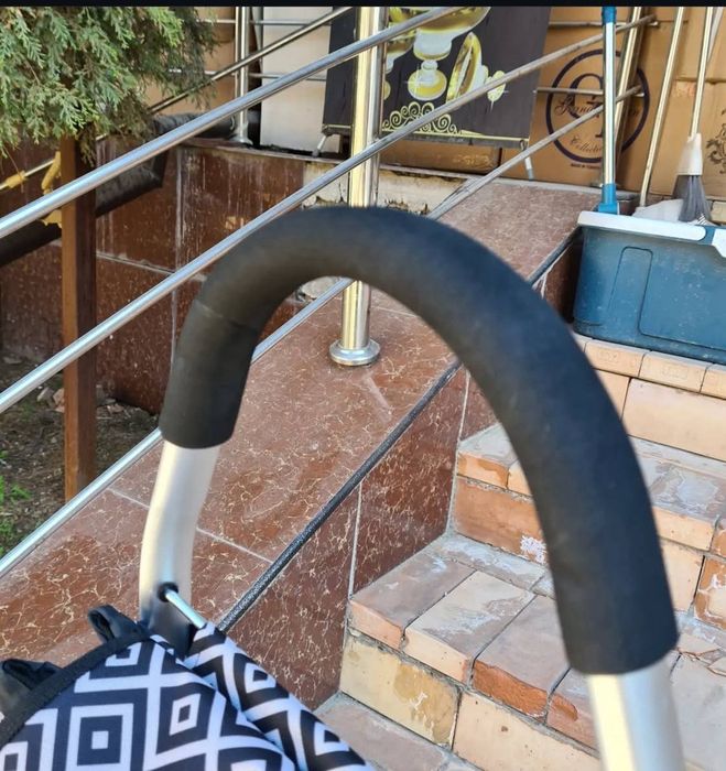 Ro'zg'or uchun balonli arava Сумка-тележка хозяйственная на колесиках