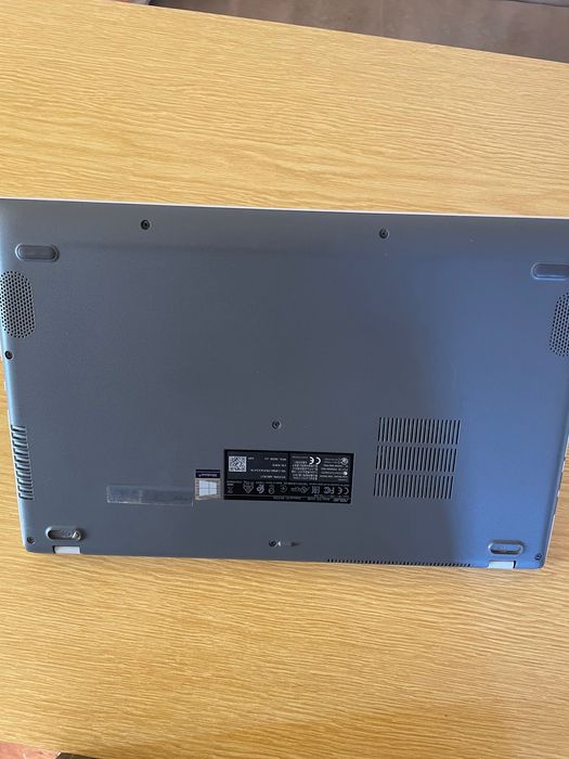 ASUS VivoBook X515 / SSD 256GB /