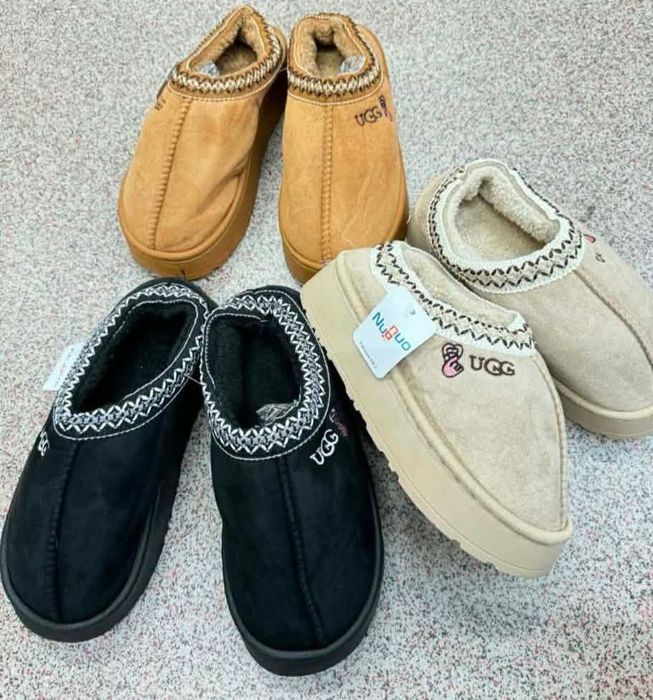 Ghete dama UGG  noi