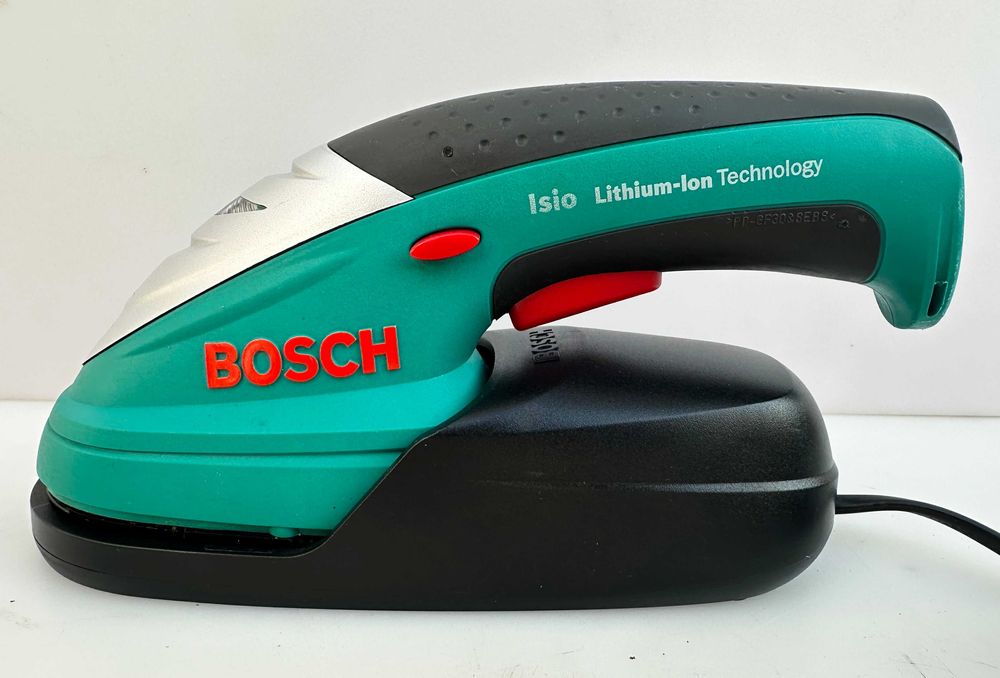 Bosch isio 3,6V - Акумулаторна ножица за трева и храсти