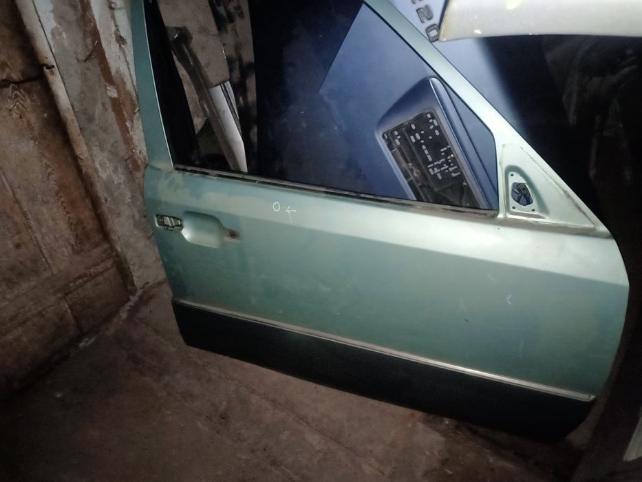 Mers..w124 дверь Электро.