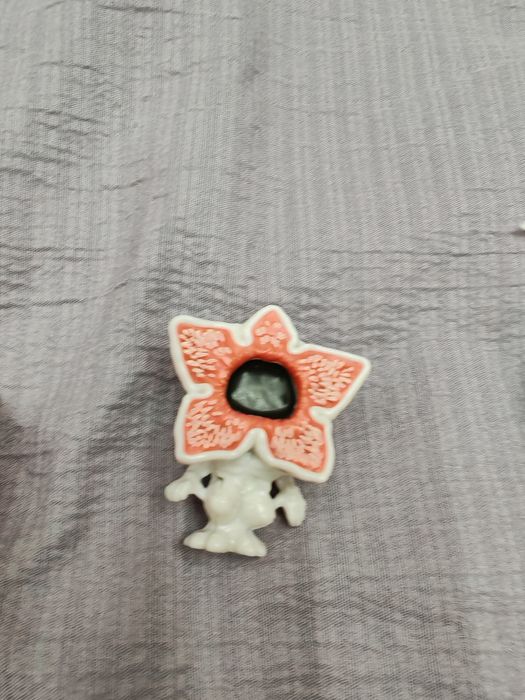 Фигурки очень странные дела