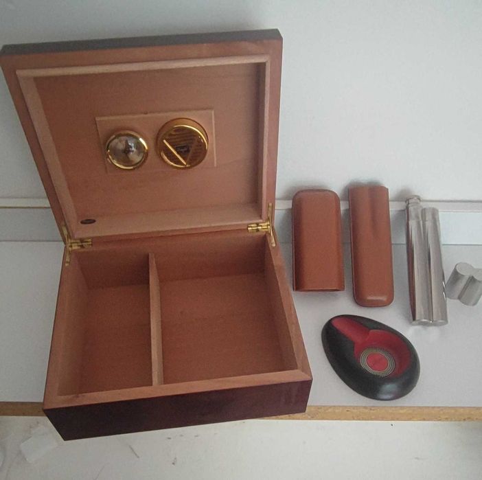 Луксозен комплект за пури