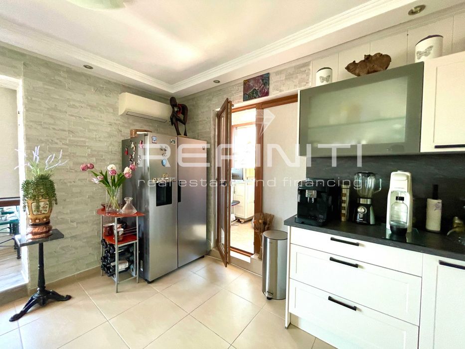 Продава се Двустаен апартамент в Бургас, Сарафово - 104 кв.м за 1635 €/кв.м - Снимка #6