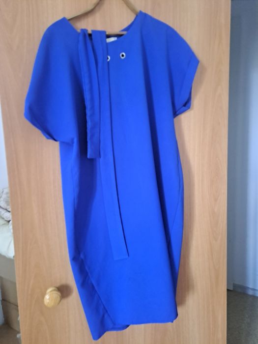 Продам платье женскон