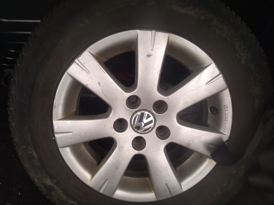 Фолксваген поло 1.2 бенз 2 врати. 64 коня 2 броя