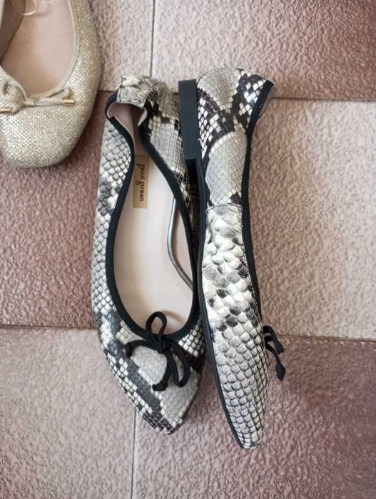 4 чифта красиви обувки