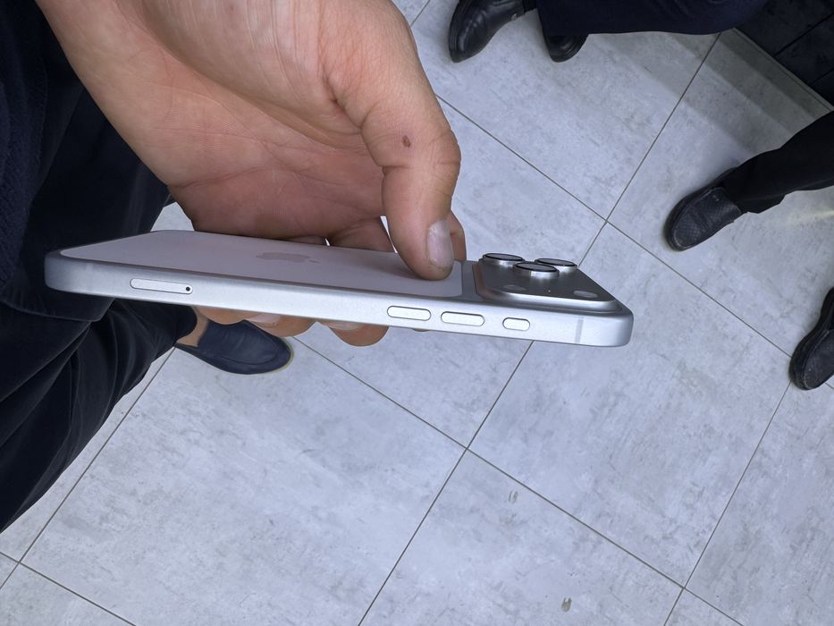 Iphone 17max dubai versiya