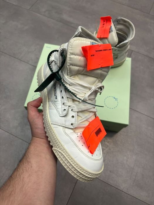 Off White Court 3.0