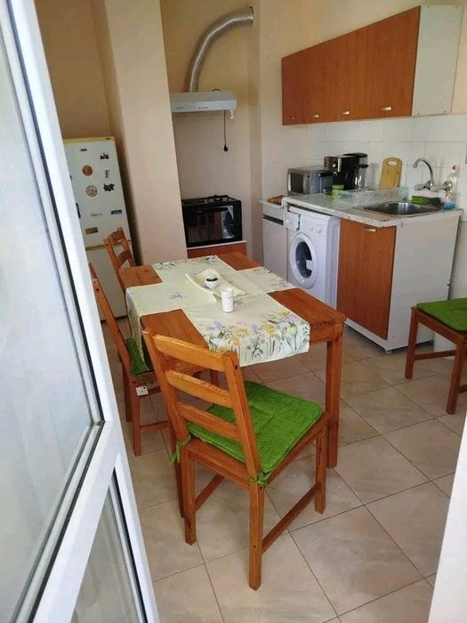 Дава се под наем Тристаен апартамент в с. Близнаци, Област Варна - 83 кв.м за 300 € - Снимка #2