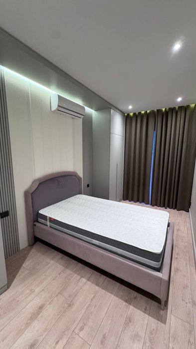 Сдается абсолютна новая квартира  в Акай сити