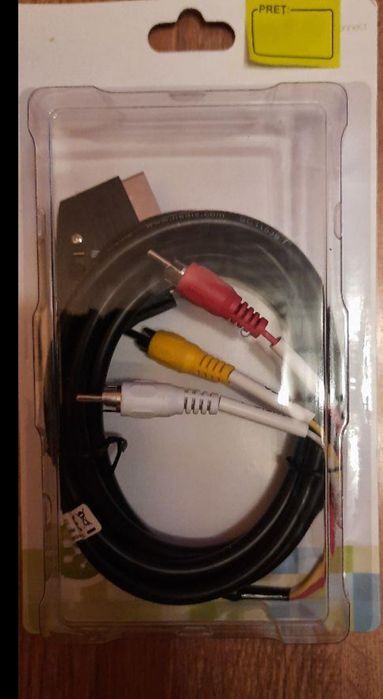 Cablu scart 21 p - 3 RCA tata SCART 32, 2 m, Nou!
