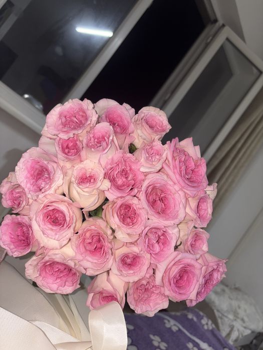 Екі гүл бірге 10.000  срочно