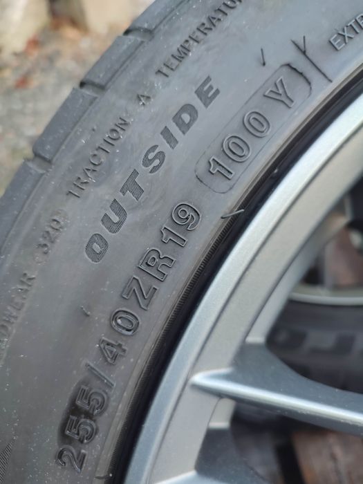 Jante 19 5x112 ET45 și cauciucuri 255/40R19 Mercedes Audi VW