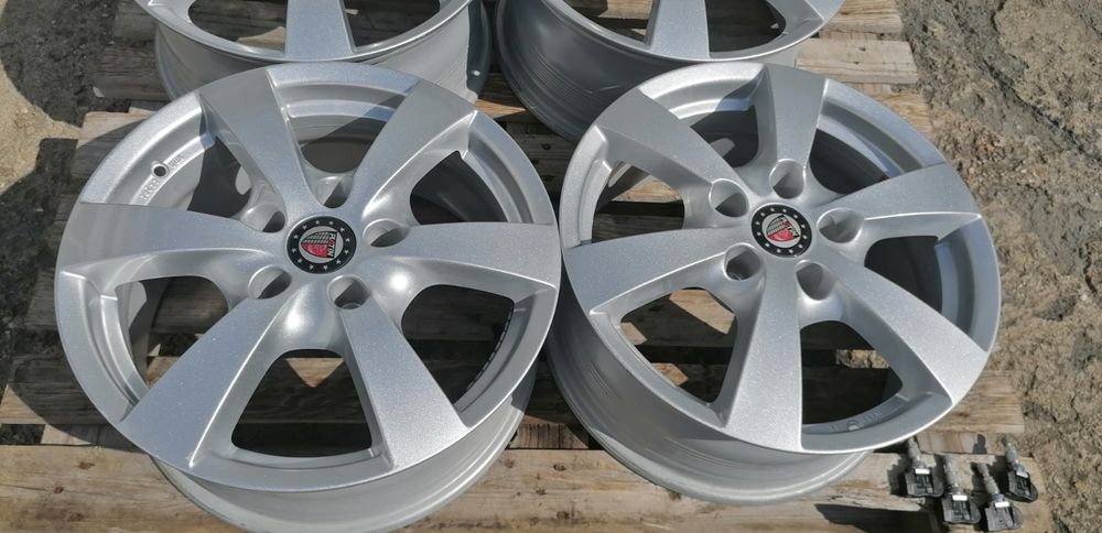 17 цола 5 х 114,3 мм Нисан / Рено / Дачия - 7,5 Инча / ЕТ 40