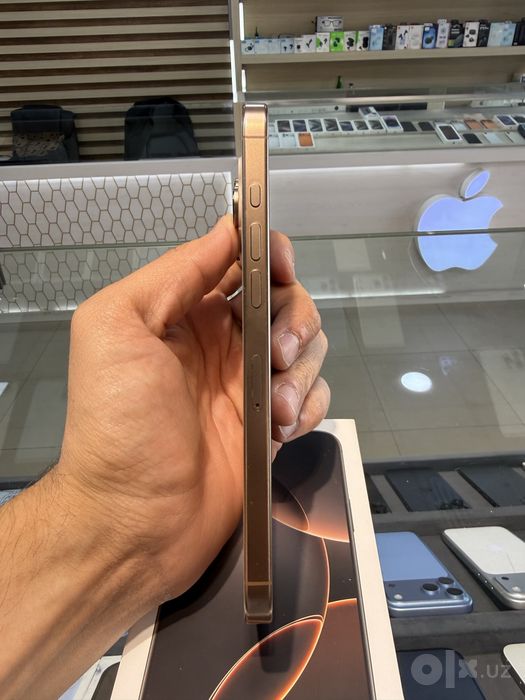 Iphone 16 Pro Max Desert titanium